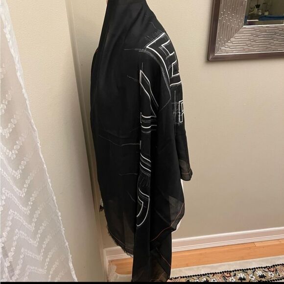 100% AUTHENTIC GIVENCHY PARIS LOGO print Fringe UNISEX SCARF, MADE IN IT… - Picture 11 of 12